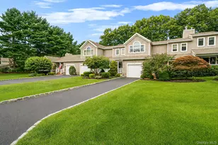 26 Kettle Hole Rd, Manorville, NY 11949 - Photo 6
