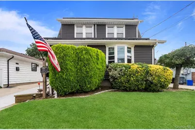 183 Horton Avenue, Valley Stream, NY 11581 - Photo 2