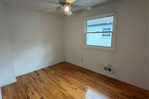 404 Edgegrove Ave, New York, NY 10312 - Photo 10