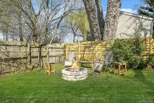 35 Thorburn Ave, Patchogue, NY 11772 - Photo 10