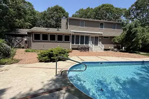 10 W Landing Rd, Hampton Bays, NY 11946 - Photo 6