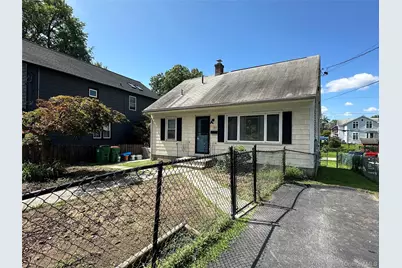 20 Blackburn Avenue, Beacon, NY 12508 - Photo 2