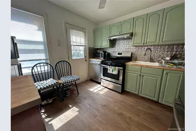 20 Blackburn Avenue, Beacon, NY 12508 - Photo 6