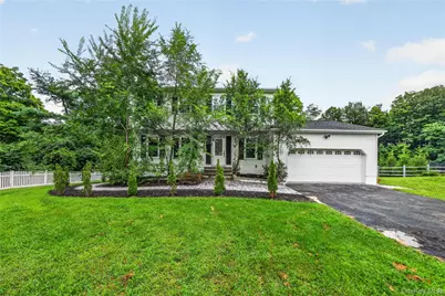 2 Pellbridge Drive, Hopewell Junction, NY 12533 - Photo 2