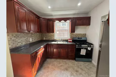 1054 Lydig Avenue, Bronx, NY 10461 - Photo 1