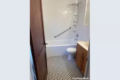 29 Ford Street, Glen Cove, NY 11542 - Photo 18