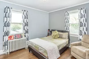 29 Ford St, Glen Cove, NY 11542 - Photo 8