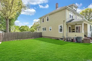 29 Ford St, Glen Cove, NY 11542 - Photo 4