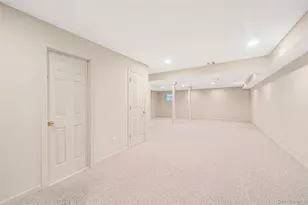 602 Bardini Dr, Melville, NY 11747 - Photo 36