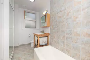 500 Minnieford Ave, Bronx, NY 10464 - Photo 12