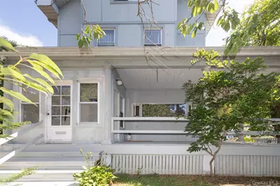 500 Minnieford Avenue, Bronx, NY 10464 - Photo 2