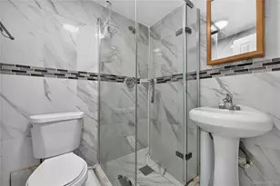 92-16 173rd St, Jamaica, NY 11433 - Photo 10