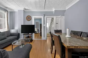 92-16 173rd St, Jamaica, NY 11433 - Photo 4