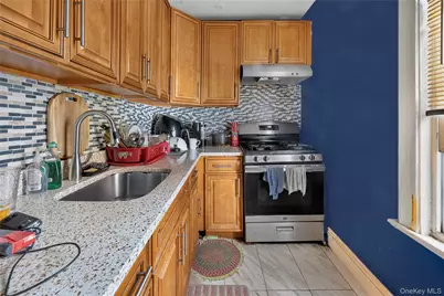 9216 173rd Street, Jamaica, NY 11433 - Photo 14