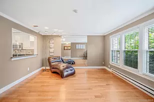 89 Hearthside Dr, Mount Sinai, NY 11766 - Photo 8