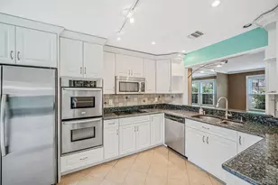 89 Hearthside Dr, Mount Sinai, NY 11766 - Photo 10