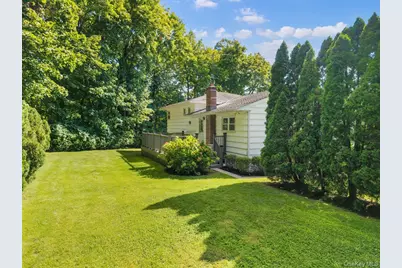 36 Chatham Road, New Rochelle, NY 10804 - Photo 18