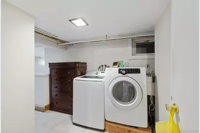 65 W Washington Avenue, Pearl River, NY 10965 - Photo 32