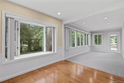 21 Iroquois Trail, Harrison, NY 10528 - Photo 10