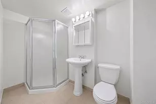 21-29 146th St, Whitestone, NY 11357 - Photo 20