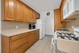 21-29 146th St, Whitestone, NY 11357 - Photo 18