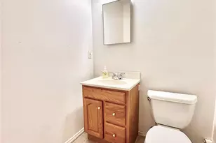 22 Sheppard Ln, Smithtown, NY 11787 - Photo 6