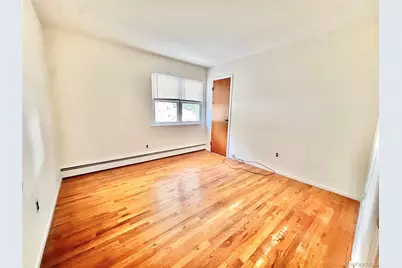 22 Sheppard Lane #B, Smithtown, NY 11787 - Photo 14