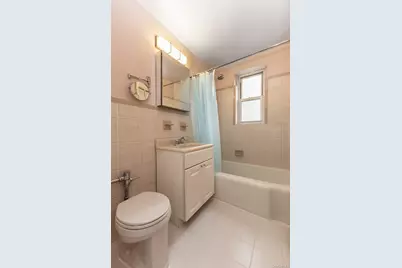 66-33 Yellowstone Boulevard #5B, Forest Hills, NY 11375 - Photo 6
