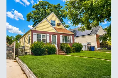 8042 260th Street, Glen Oaks, NY 11004 - Photo 2