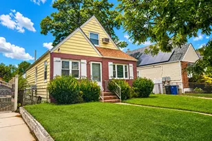 80-42 260th St, Glen Oaks, NY 11004 - Photo 2