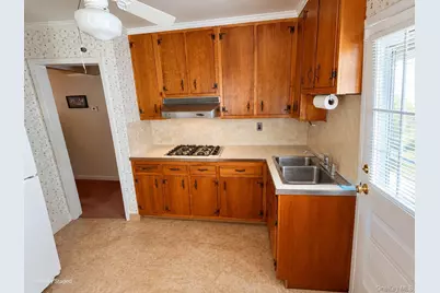 8042 260th Street, Glen Oaks, NY 11004 - Photo 6