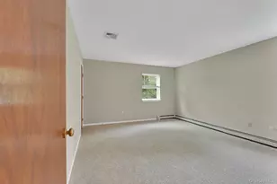 101 Lexington Dr, Newburgh, NY 12550 - Photo 22