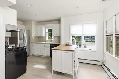 51 Dawson Avenue, Kings Park, NY 11754 - Photo 4