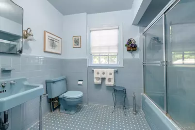 1559 Pebble Lane, Hewlett, NY 11557 - Photo 20