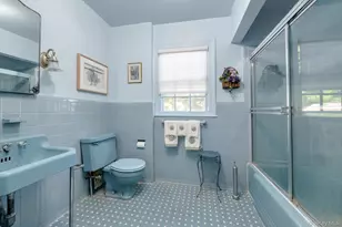 1559 Pebble Ln, Hewlett, NY 11557 - Photo 20
