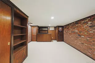 58-12 229th St, Oakland Gardens, NY 11364 - Photo 26