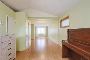 58-12 229th St, Oakland Gardens, NY 11364 - Photo 14