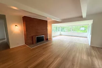 135 Worthington Road, White Plains, NY 10607 - Photo 2
