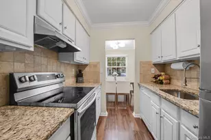1108 Towne House Village, Hauppauge, NY 11749 - Photo 8