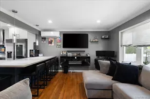 308 McCall Ave, West Islip, NY 11795 - Photo 12