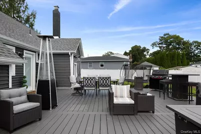 308 McCall Avenue, West Islip, NY 11795 - Photo 2