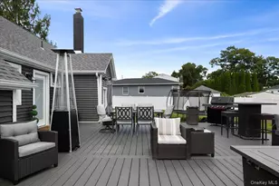 308 McCall Ave, West Islip, NY 11795 - Photo 2