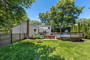 1107 Jefferson Ave, West Islip, NY 11795 - Photo 28