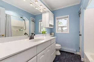 1107 Jefferson Ave, West Islip, NY 11795 - Photo 14