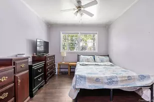 1107 Jefferson Ave, West Islip, NY 11795 - Photo 12