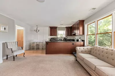 1107 Jefferson Avenue, West Islip, NY 11795 - Photo 20