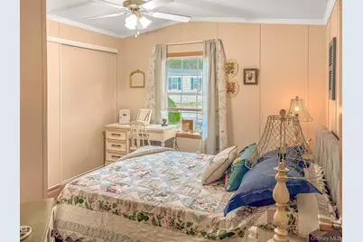 37 Hubbard #39, Riverhead, NY 11901 - Photo 18