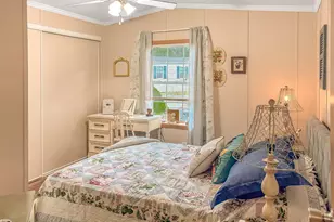 37 Hubbard, Riverhead, NY 11901 - Photo 18
