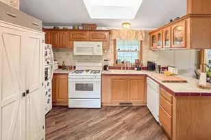 37 Hubbard, Riverhead, NY 11901 - Photo 14
