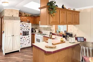 37 Hubbard, Riverhead, NY 11901 - Photo 16